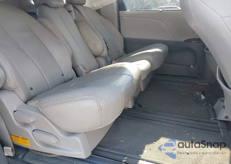 2014 Toyota Sienna Xle V6 8 Passenger from USA, damaged, VIN 5TDYK3DC0ES424219